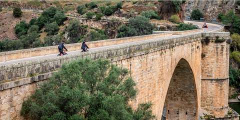 Puente de Albalat (Romangordo)