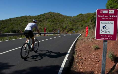 Cicloturismo en desert de les Palmes